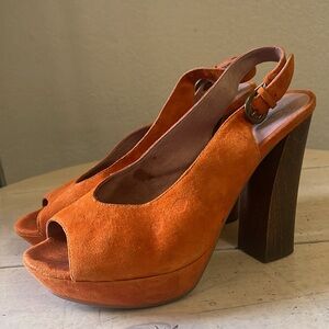 Jeffrey Campbell FRIEND Heels Orange 1” Platform 4.5” • 8.5